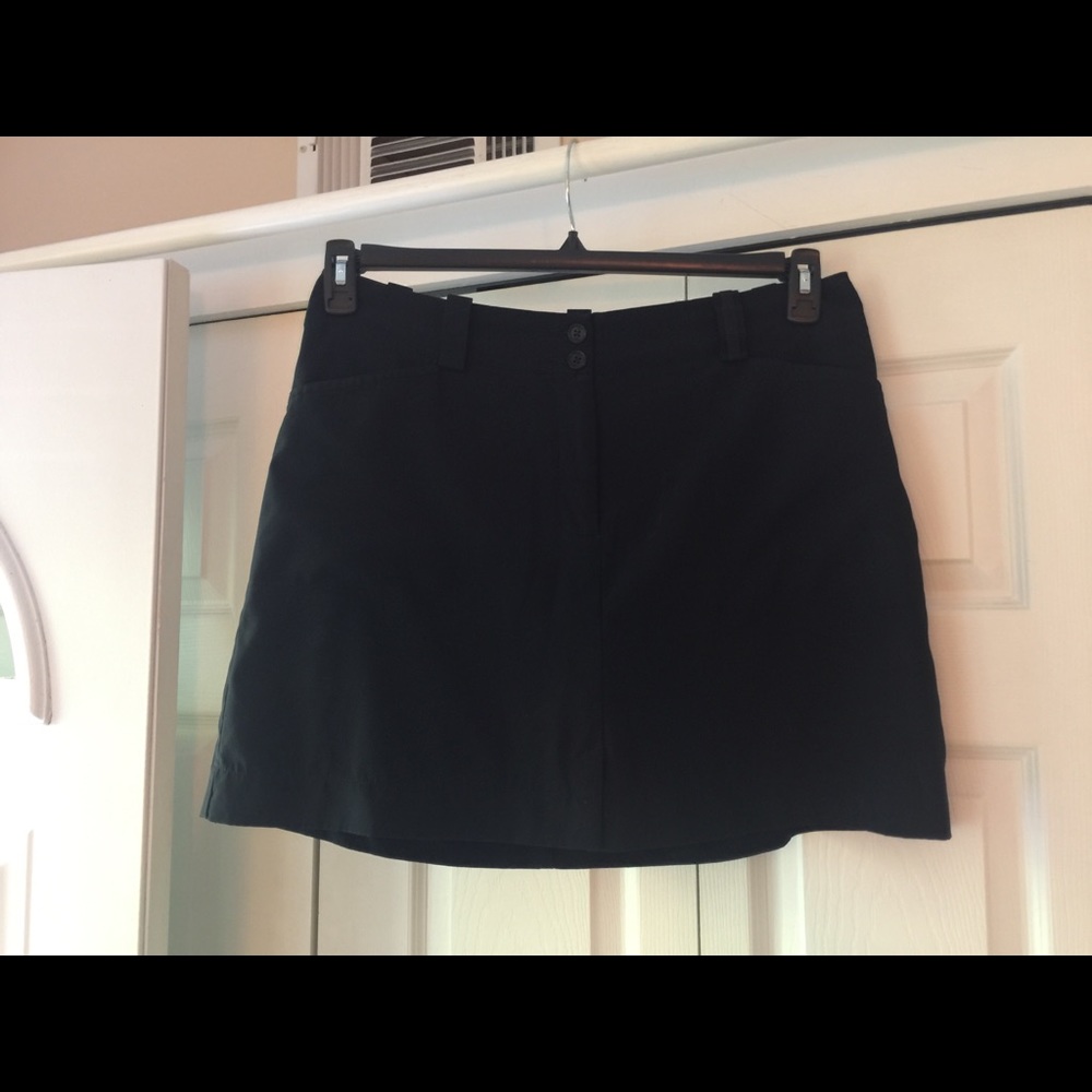 Golf skort